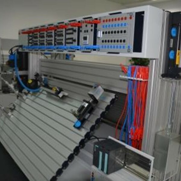 FestoHydro02